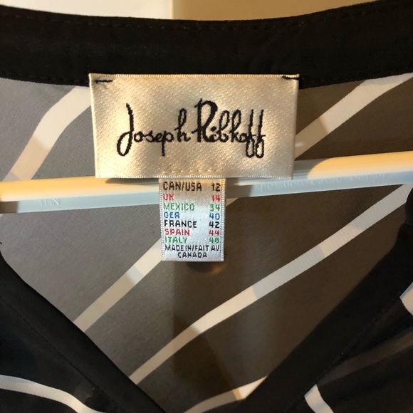 Monochrome chiffon drapé Top - Picture 2 of 6